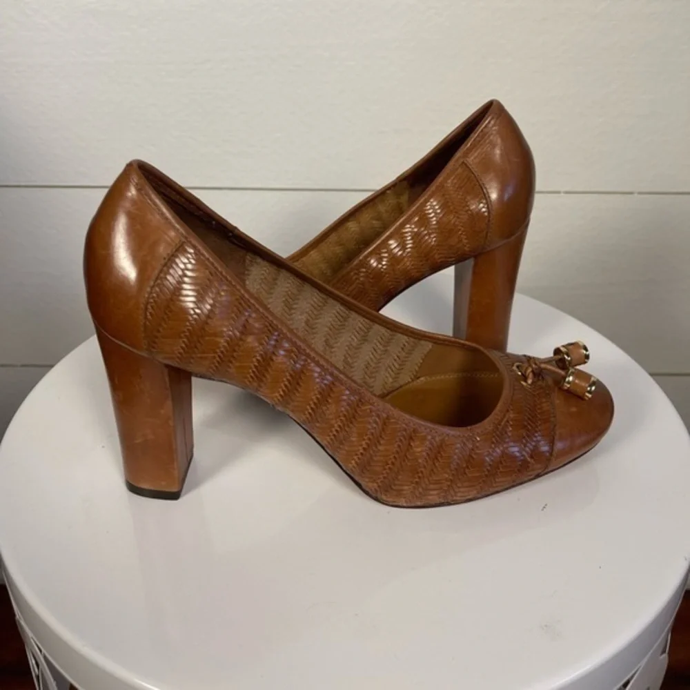 Antonio Brown Leather Heels Size 8.5